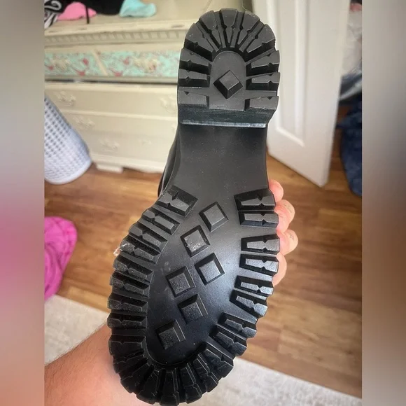 Madden Girl Mary Janes🖤 NWOT - Picture 5 of 7